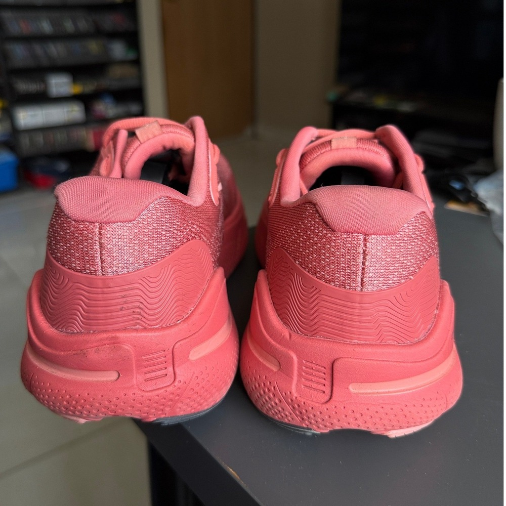 Brooks Ghost Max Running Shoes Womens 8 Pink Cushioned Sneakers 1203951B621 - Picture 3 of 10